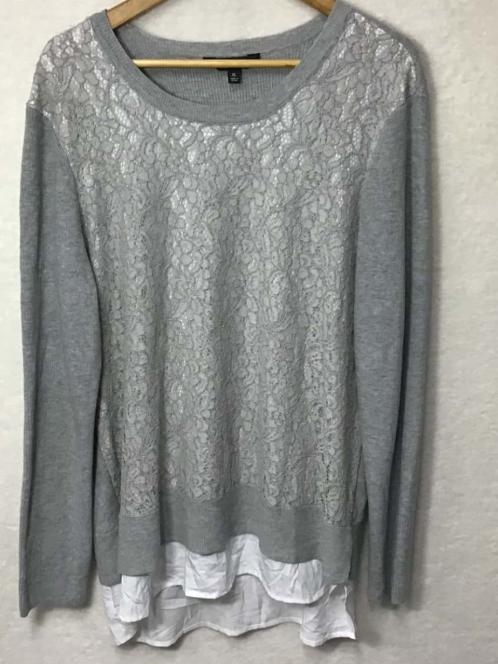 Simply Vera Wang Layered Lace Front Long Sleeve Sweater Tunic Top Size XS‎